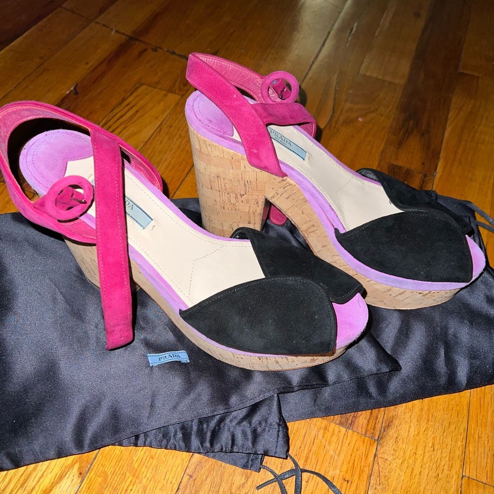 Prada sandals used once